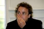 Blaricum 29 april 2004
Marco Borsato krijgt Koninklijke onderscheiding.
Marco Borsato