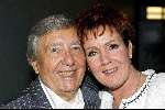 Amsterdam 10 april 2004
Presentatie boek John ny Hoes in Heineken Music Hal.
Johnny Hoes en Marianne Weber