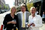 Amsterdam 28 april 2004
Presentatie cd Robert Halewijn bij En Pluche  . 
Dorien Ouborg Lee Towers en Marijke Kroymans