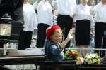 Groningen 30 april 2004
Koninginnedag 2004 in Warffum (Groningen)
Prinses Maxima  met Prins Willem Alexander en Koningin beatrix in  koets
