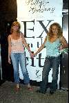 Amsterdam 1 april 2004
Feestje Patty Brard  in de zebra lounge.
Patty Brard  met Gwenny