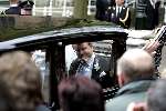 Delft 24 april 2004
Trouwen Prins Friso en Mabel Wisse Smit in stadhuis Delft.
in Rolls Royce