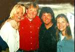 Amsterdam10 april 2004
Rene Froger met Natasja Froger en Prins Willem Alexander en Emily Bremers.