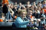 Groningen 30 april 2004
Koninginnedag 2004 in Warffum (Groningen)
Prinses Laurentien met Prins Constantijn in  koets