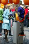 Groningen 30 april 2004
Koninginnedag 2004 in Warffum (Groningen)
Prinses Laurentien en Prins Constantijn