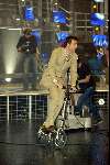 Hilversum 3 april 2004
Finale Idols in studio 22.
 Reinout Oerlemans op stepje in studio