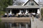Vinkeveen 27 april 2004
Terras van Hotel de Residence in Vinkveen