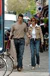Amsterdam 22 april 2004
Richard Krajicek met Emma en Daphne Deckers op de pc hooftstraat. Deze dag zijn ze 10 jaar bij elkaar