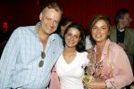 Amsterdam 28 april 2004
Presentatie cd Robert Halewijn bij En Pluche  . Riny Schreyenberg met vriendin en dochter