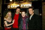 Amsterdam 9april 2004
Adrienne Frantz (Bolt and Beautiful) in disco samen met Kenan Raven en Robin Rienstra