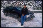 Romario met zijn nieuwe mercedes in de sneeuw