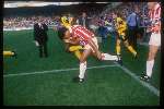 Romario spelend voor PSV
maakt een kruisteken