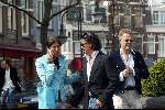 Amsterdam 17 april 2004
Shanne en Marvin Breukhoven op Cornelis Schuytstraat .Met gsm