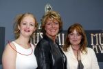 Amsterdam 28 april 2004
Lunch nominaties Musical Awards in Amsterdam.
Ellen Pieters Simone Kleinsma en Hilke Bierman