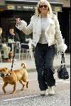 Amsterdam 9 april 2004
Tatjana met hond obissa op PC hooftstraat