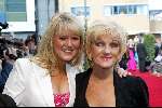 Scheveningen 4 april 2004
Premiere Lion King in Kurhaus.
Tineke Schouten met dochter