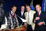 Rotterdam 13 april 2004
Presentatie cd Lee Towers in Hotel New York.
Lee Towers met Tom Westermeijer en Aad Ouborg