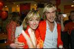 Amsterdam 19 april 2004
Premiere in Oranje in Amsterdam Arena.
Wendy v Dijk met Chris Zegers