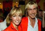 Amsterdam 19 april 2004
Premiere in Oranje in Amsterdam Arena.
Wendy v Dijk met Chris Zegers