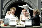 Vlaardingen 20 april 2004
Winston Post en Denise v Rijswijk trouwen op stadhuis Vlaardingen.