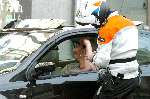 Amsterdam 22 april 2004
Zlatan Ibrahimovic krijgt bekeuring van politieagent.