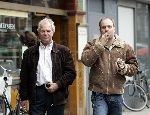 Amsterdam 15 april 2005
Carlo Boszhard  winkelen samen met zijn vader op pc hooftstraat