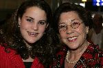 Amsterdam 24 april 2005
Premiere de Jantjes in de rai.
Corry Brokken met kleindochter