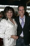Amsterdam 24 april 2005
Premiere de Jantjes in de rai.
Donna Lynton met een vriend