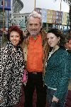 Amsterdam 13 april 2005
Premiere African Footprint in Pepsi stage.
Ernst Daniel Smid met vrouw en dochter