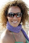 Bloemendaal 2 april 2005
Opening van strandtent vroeger.
Glennis Grace  met zonnebril