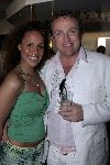 Bloemendaal 2 april 2005
Opening van strandtent vroeger.
Gordon met Glennis Grace