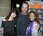 Amsterdam 17 april 2005
Katja Schuurman ,Thijs Romer (met staatrtje)  en Tara Elders  dvd signeren van Medena bij DVD Valley in Magna Plaza