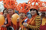 Scheveningen 30 april 2005
Koningin Beatrix in Scheveningen met familie.
Publiek