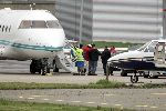 Rotterdam 14 april 2005
Luciano Pavarotti arriveert op vliegveld zestienhoven met een prive vliegtuig