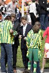 Scheveningen 30 april 2005
Koningin Beatrix in Scheveningen met familie.
Prins Pieter Christiaan en Prins Floris