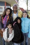 Harderwijk 9 april 2005
Opening dolfinarium Harderwijk
Quincy Trustfull met Orlando Trustfull en kinderen