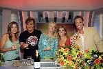Amsterdam 25 april 2005
1000e aflevering van shownieuws.  
Anouk Smulders en Rebecca Loos Gerard Joling Danielle Overgaag en Viktor Brand