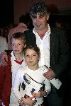 Amsterdam 20 april 2005
Veiling voor child right in odion.
Rob Oudkerk met zijn kinderen