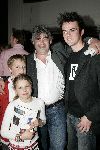 Amsterdam 20 april 2005
Veiling voor child right in odion.
Rob Oudkerk met zijn kinderen