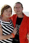 Bloemendaal 2 april 2005
Opening van strandtent vroeger.
Viola Holt  met man Peter