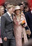 Scheveningen 30 april 2005
Koningin Beatrix in Scheveningen met familie.
Maxima zwanger met hoed en Prins Willem Alexander