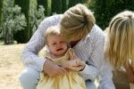 Tavarnelle 6 juli 2006
Koningin Beatrix met Prinses Maxima Prins Willem Alexander Amalia en Alexia tijdens fotomoment op vakantie.