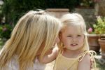 Tavarnelle 6 juli 2006
Koningin Beatrix met Prinses Maxima Prins Willem Alexander Amalia en Alexia tijdens fotomoment op vakantie.