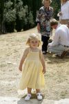 Tavarnelle 6 juli 2006
Koningin Beatrix met Prinses Maxima Prins Willem Alexander Amalia en Alexia tijdens fotomoment op vakantie.