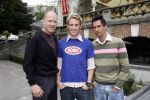 Amsterdam 17 augustus 2006
Presentatie Peking express in film museum.
Guido Wijers en Maxim hartman en Art Rooijakers
Peter Smulders bv
