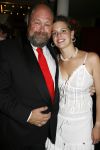 Amsterdam 15 juli 2006
Premiere Rembrandt in Carre.
Bert Simhoffer met zijn 23 jarige vriendin Yvette