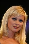 Aalsmeer 18 augustus 2006
Big Brother huis begint weer. alle bewoners vertrekken vanuit de studio naar het BB huis.
Presentatrice Bridget Maasland.
Peter Smulders bv