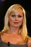 Aalsmeer 18 augustus 2006
Big Brother huis begint weer. alle bewoners vertrekken vanuit de studio naar het BB huis.
Presentatrice Bridget Maasland.
Peter Smulders bv