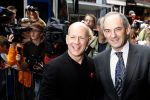 Amsterdam 26 juni 2006
Premiere over the edge in Tushinsky.
Bruce Willis met Job Cohen.
Peter Smulders bv