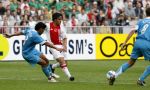 Amsterdam 13 augustus 2006
AJAX-PSV 3-1 om de Johan Cruyffschaal in de arena.
Rosales in duel met Carlos Salcido.
Peter Smulders bv